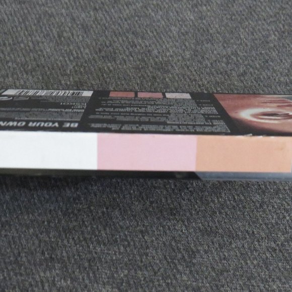 Kiss New York Professional: Halo Strobing Highlighting Palette -Light KSK01 - Picture 8 of 11